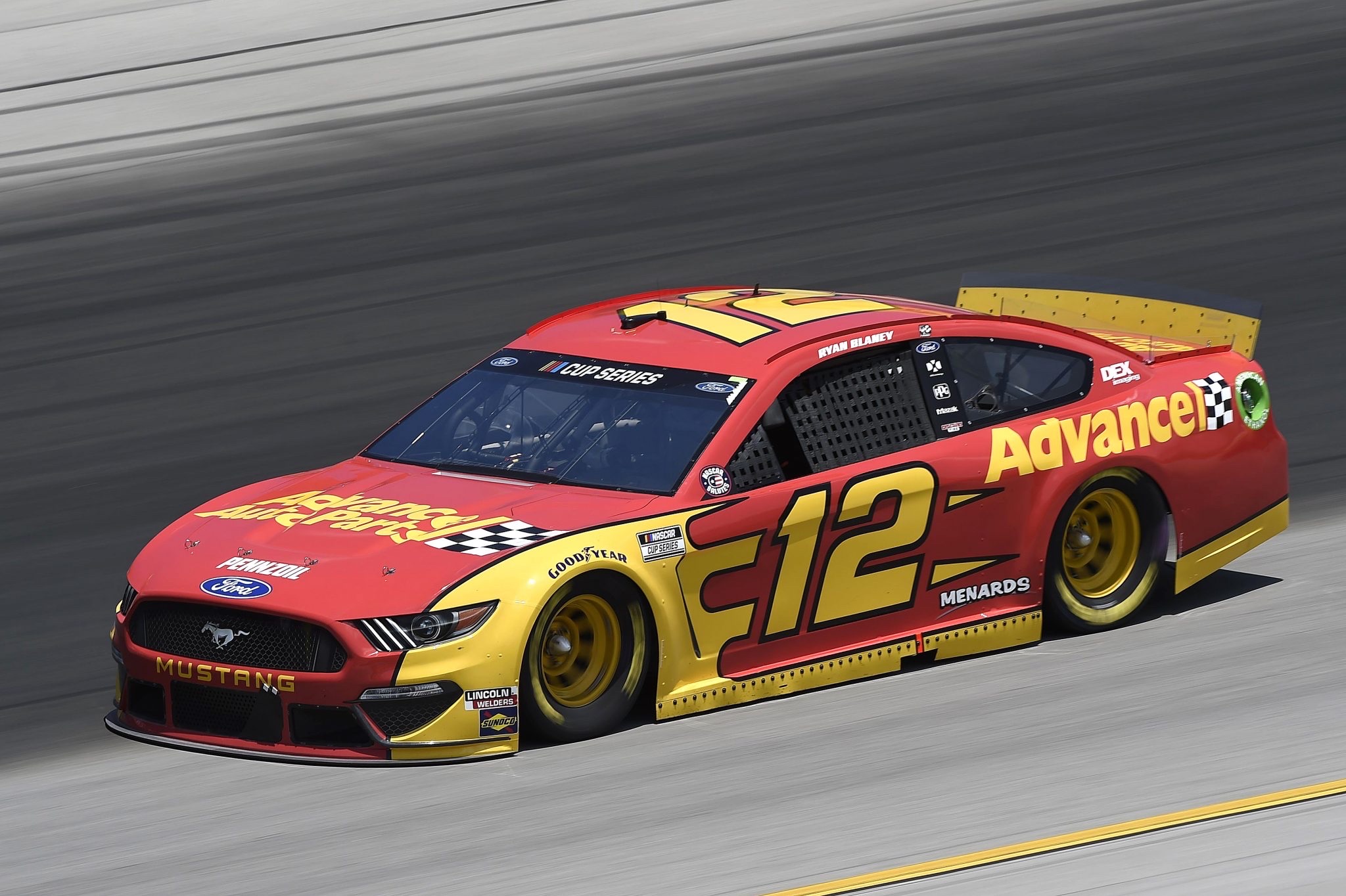 Ryan Blaney’s 2021 #12 Ford Mustang in ketchup-and-mustard Advance Auto Parts livery